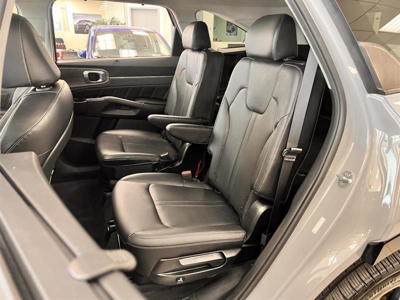 kia Sorento 2022 - 13