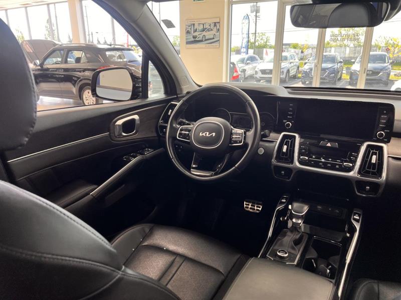 kia Sorento 2022 - 16