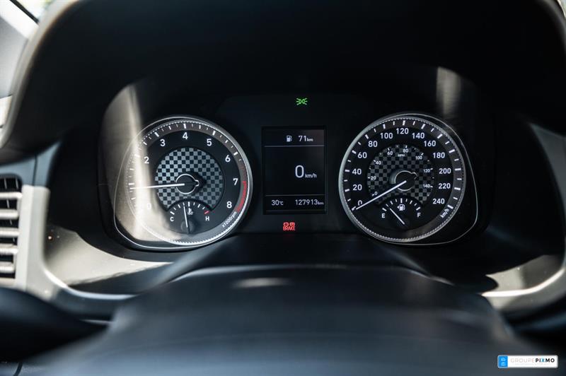 hyundai Elantra 2019 - 18