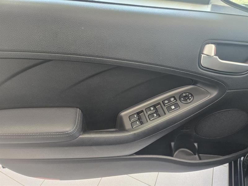 kia Forte 2018 - 8
