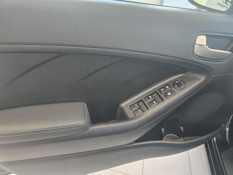 kia Forte 2018 - 10