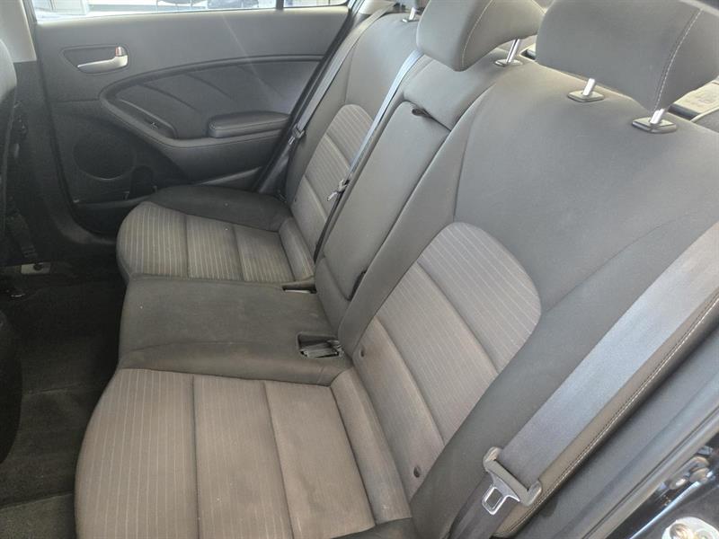kia Forte 2018 - 17