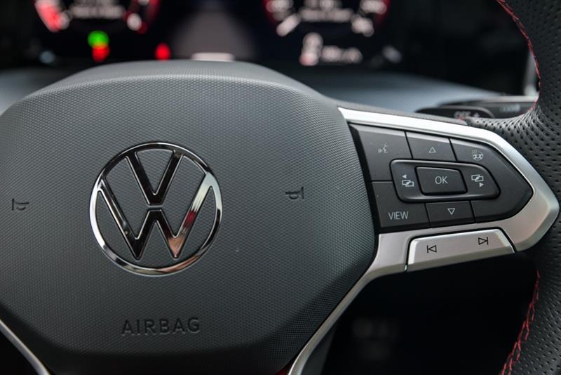 volkswagen Golf GTI 2025 - 13