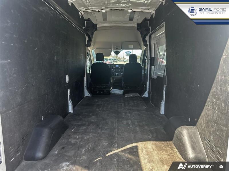 ford Transit fourgon utilitaire 2023 - 12