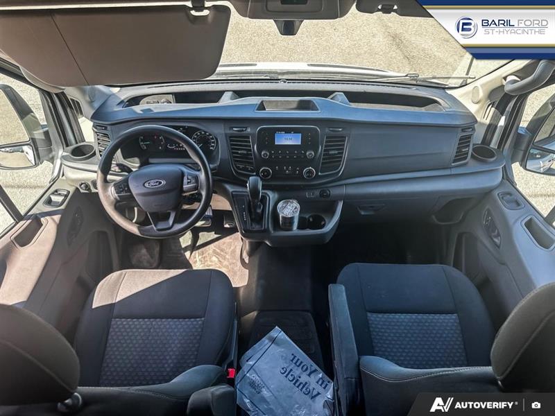 ford Transit fourgon utilitaire 2023 - 22