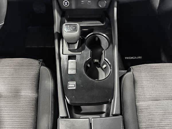nissan Rogue 2021 - 23