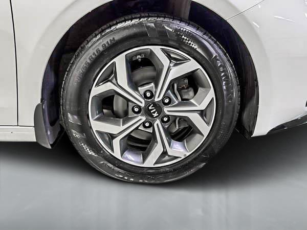 kia Forte 2020 - 10