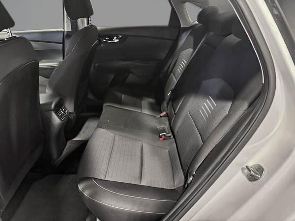 kia Forte 2020 - 24