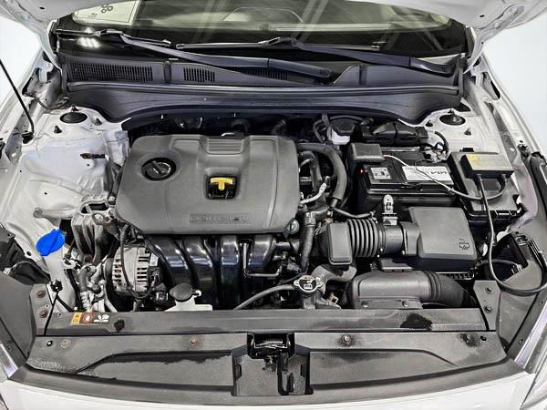 kia Forte 2020 - 26