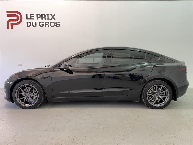 tesla Model 3 2023 - 4