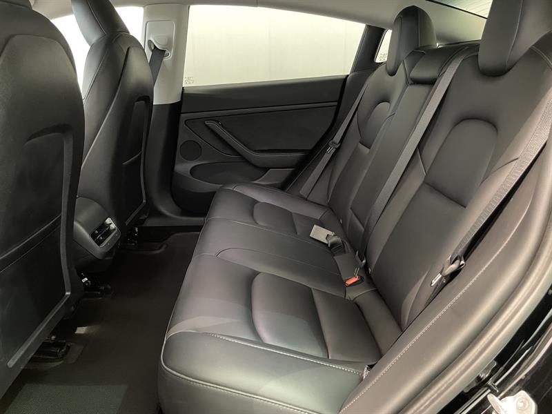 tesla Model 3 2023 - 20
