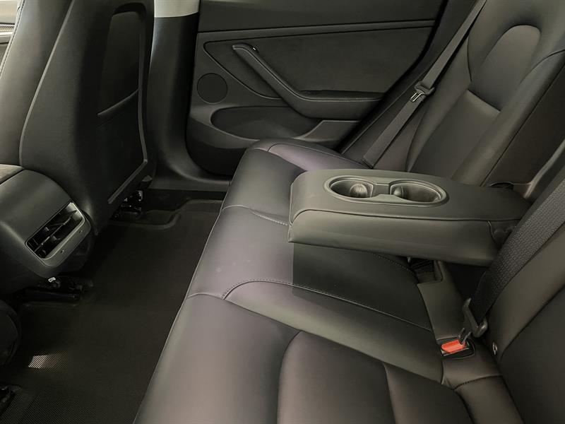 tesla Model 3 2023 - 21