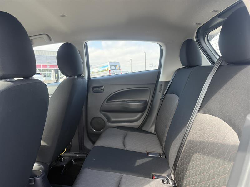mitsubishi Mirage 2023 - 8