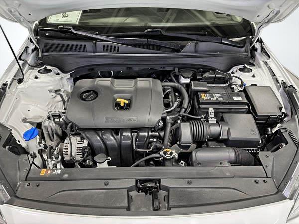 kia Forte 2020 - 26