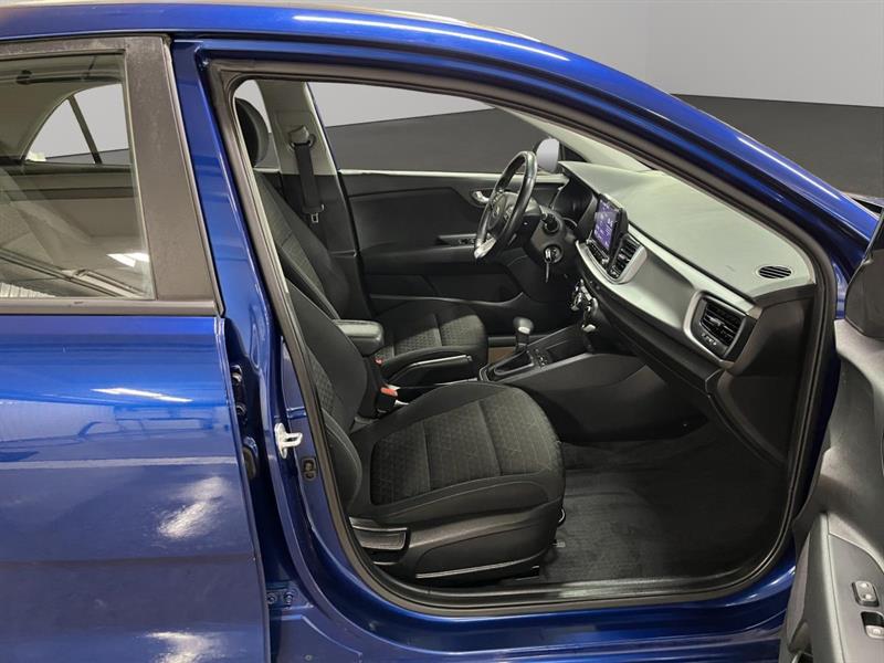 kia Rio5 2021 - 19
