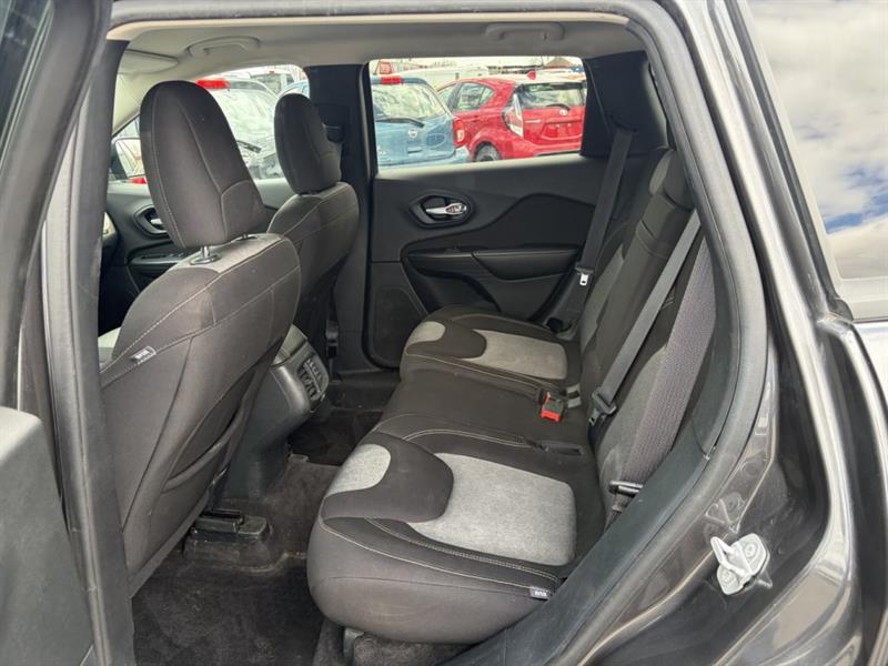 jeep Cherokee 2016 - 9