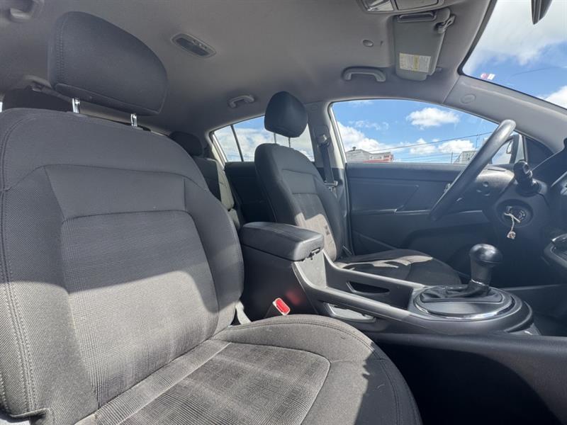 kia Sportage 2012 - 25