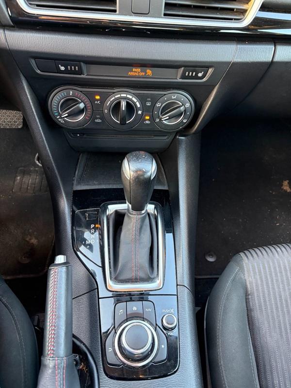 mazda Mazda3 2015 - 14