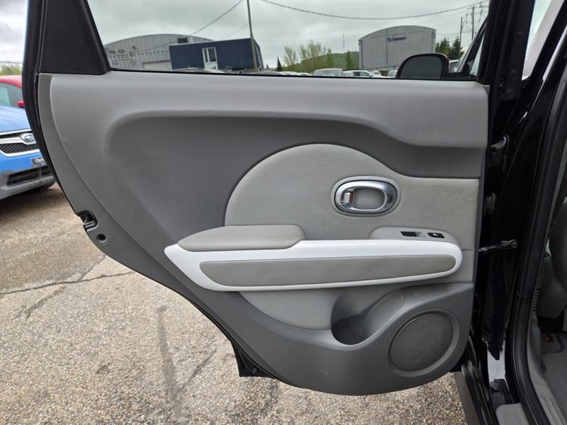 kia Soul EV 2016 - 22