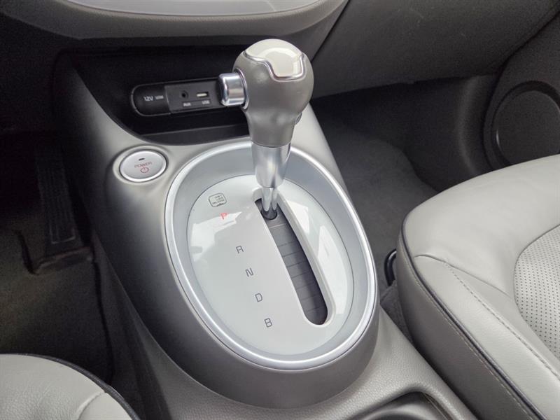 kia Soul EV 2016 - 33