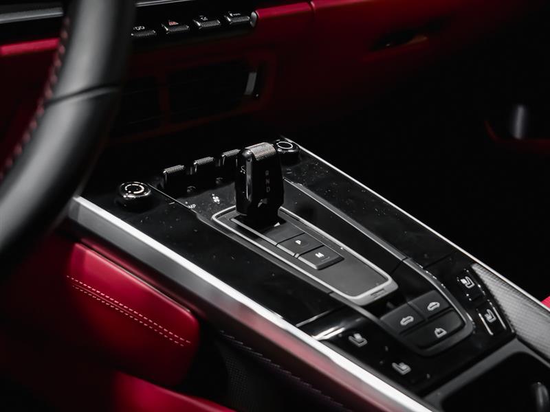 porsche 911 2021 - 24