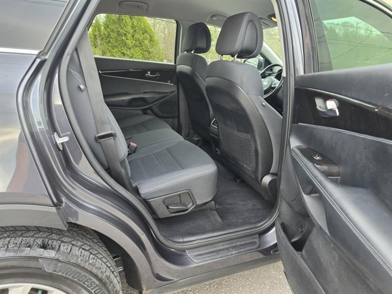 kia Sorento 2016 - 11