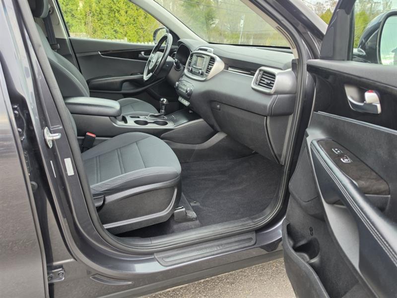 kia Sorento 2016 - 12