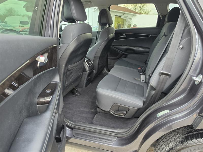 kia Sorento 2016 - 13