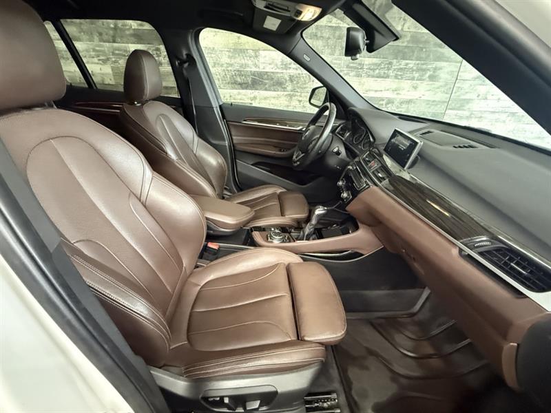 bmw X1 2016 - 23