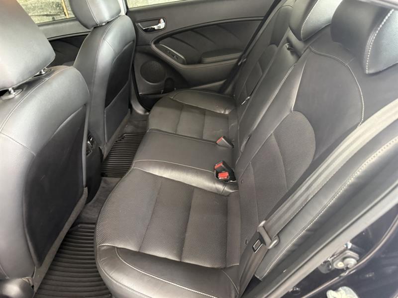 kia Forte 2018 - 17