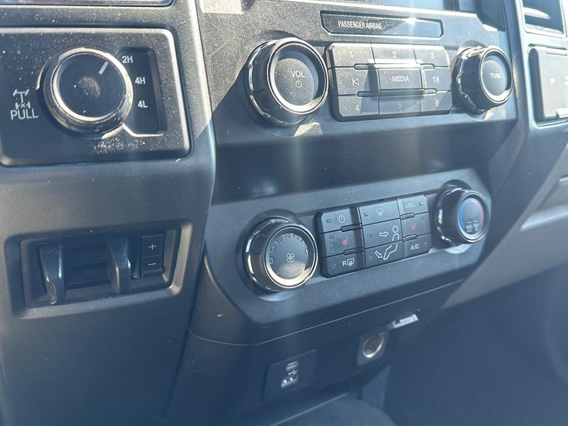 ford Super Duty F-250 SRW 2022 - 18