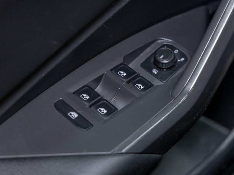 volkswagen Jetta 2020 - 24