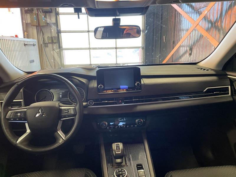 mitsubishi Outlander 2024 - 12