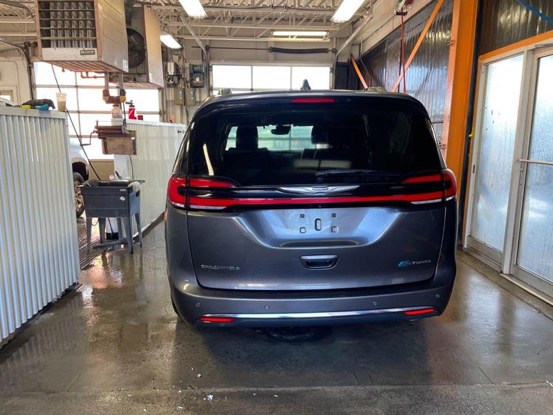 chrysler Pacifica Hybrid 2022 - 6