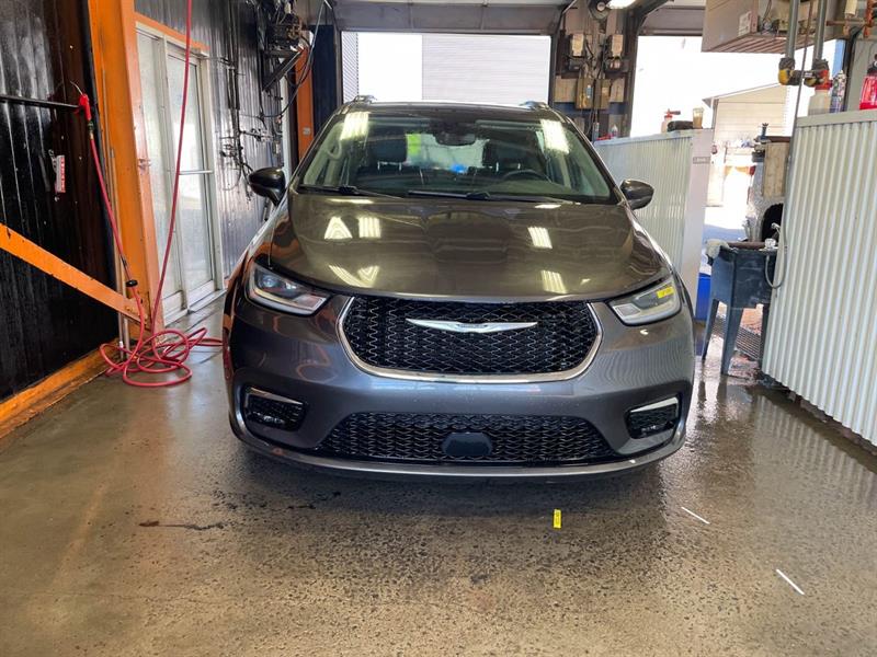 chrysler Pacifica Hybrid 2022 - 4