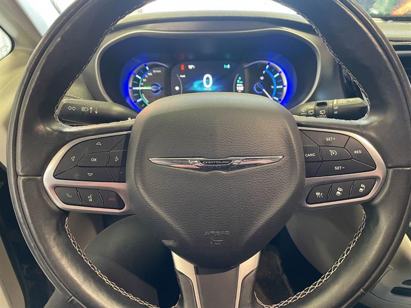 chrysler Pacifica Hybrid 2022 - 14