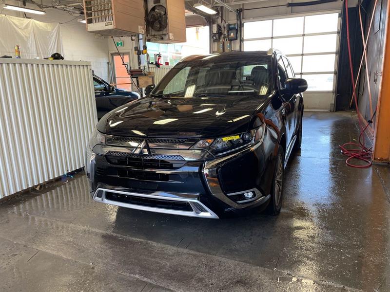 mitsubishi Outlander PHEV 2022