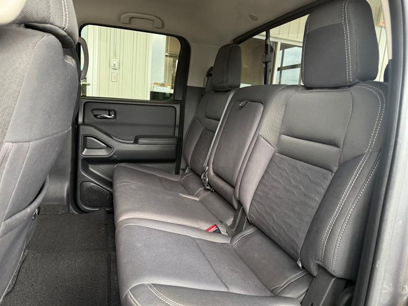 nissan Frontier 2022 - 32