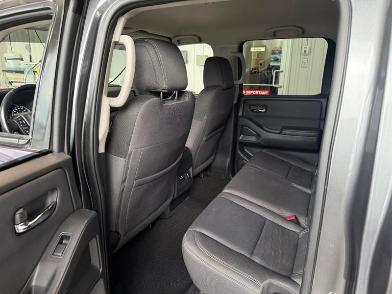 nissan Frontier 2022 - 34