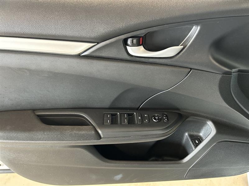 honda Civic Sedan 2019 - 24
