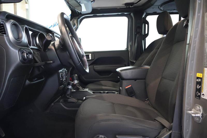 jeep Wrangler Unlimited 2022 - 10
