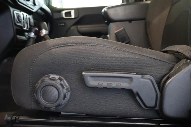 jeep Wrangler Unlimited 2022 - 11