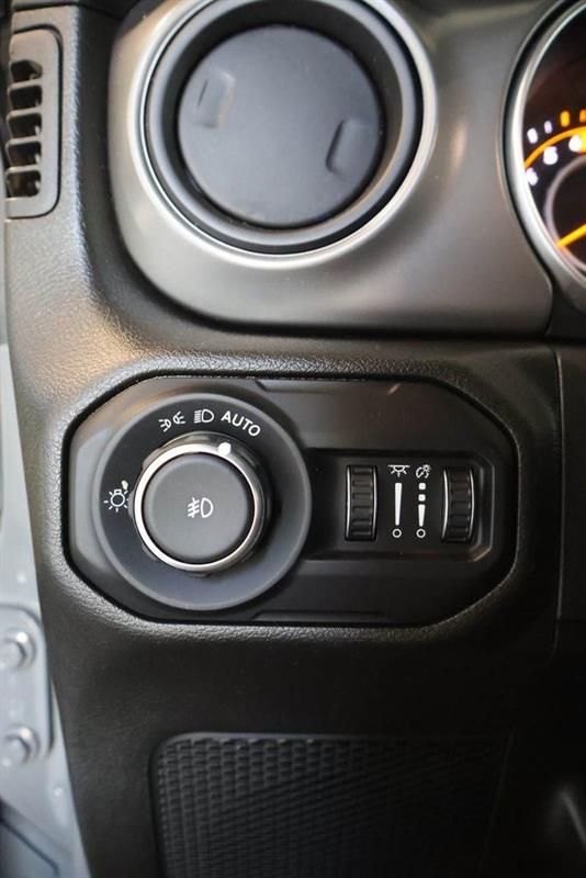 jeep Wrangler Unlimited 2022 - 23