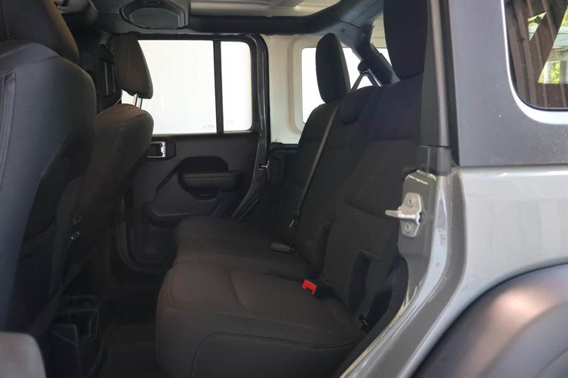 jeep Wrangler Unlimited 2022 - 26