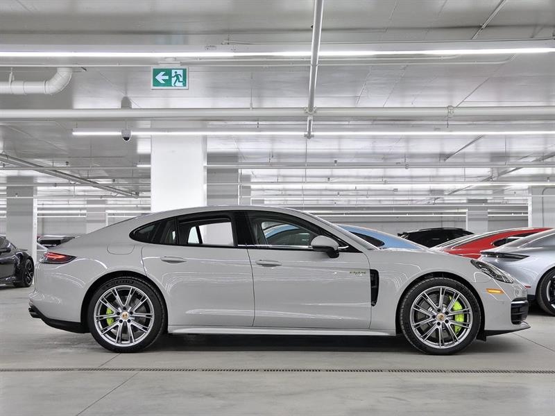 porsche Panamera 2023 - 2