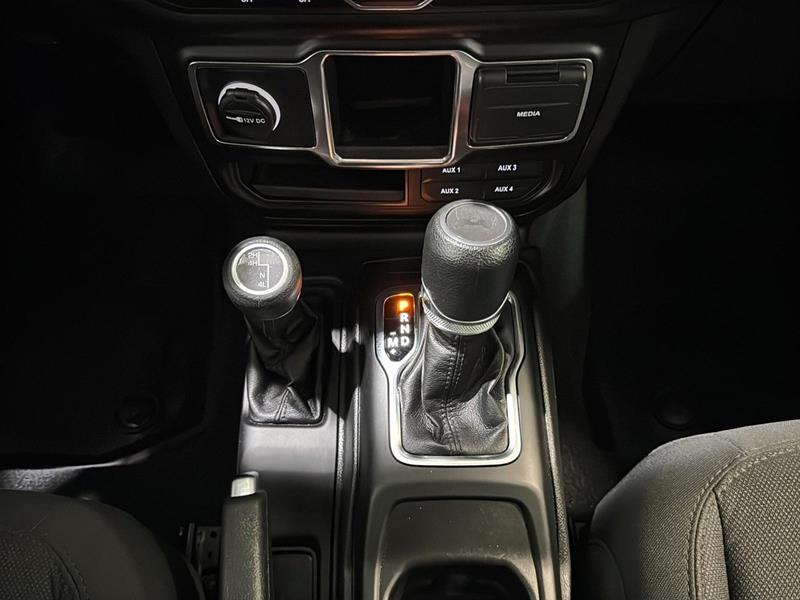 jeep Wrangler 2023 - 27
