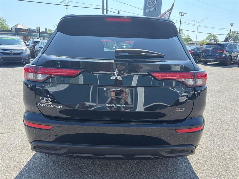 mitsubishi Outlander 2022 - 8