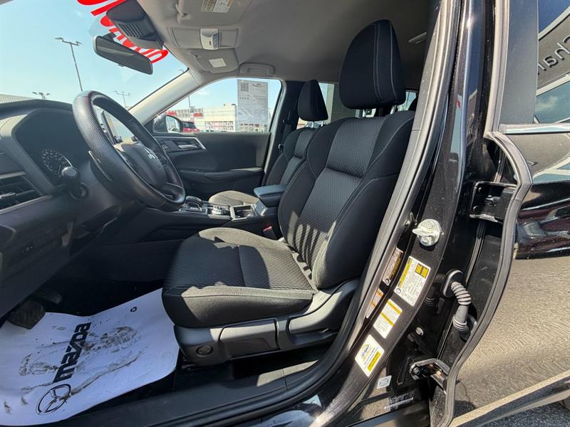 mitsubishi Outlander 2022 - 15