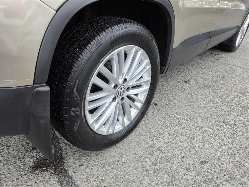 2015 Volkswagen Tiguan - Image 8