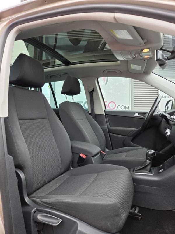 2015 Volkswagen Tiguan - Image 11